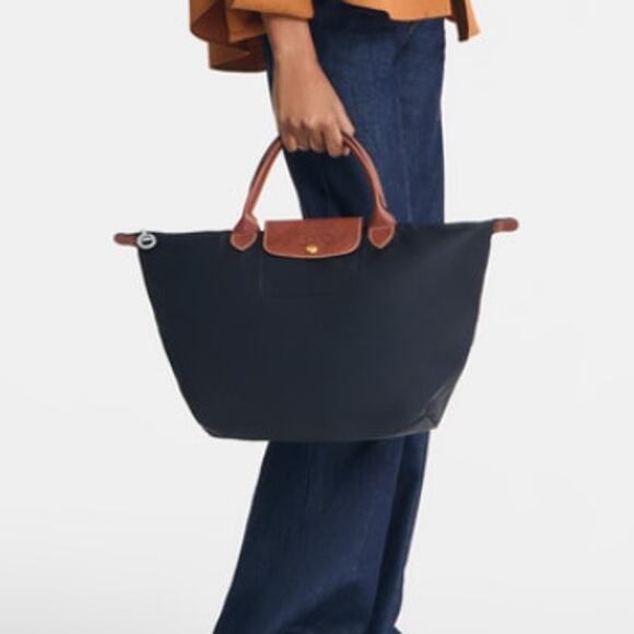 Longchamp Handbags - NWOT Longchamp Women's Le Pliage Original Handbag Black